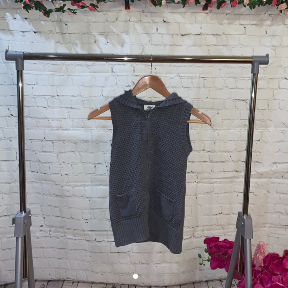 Girls Knit Vest